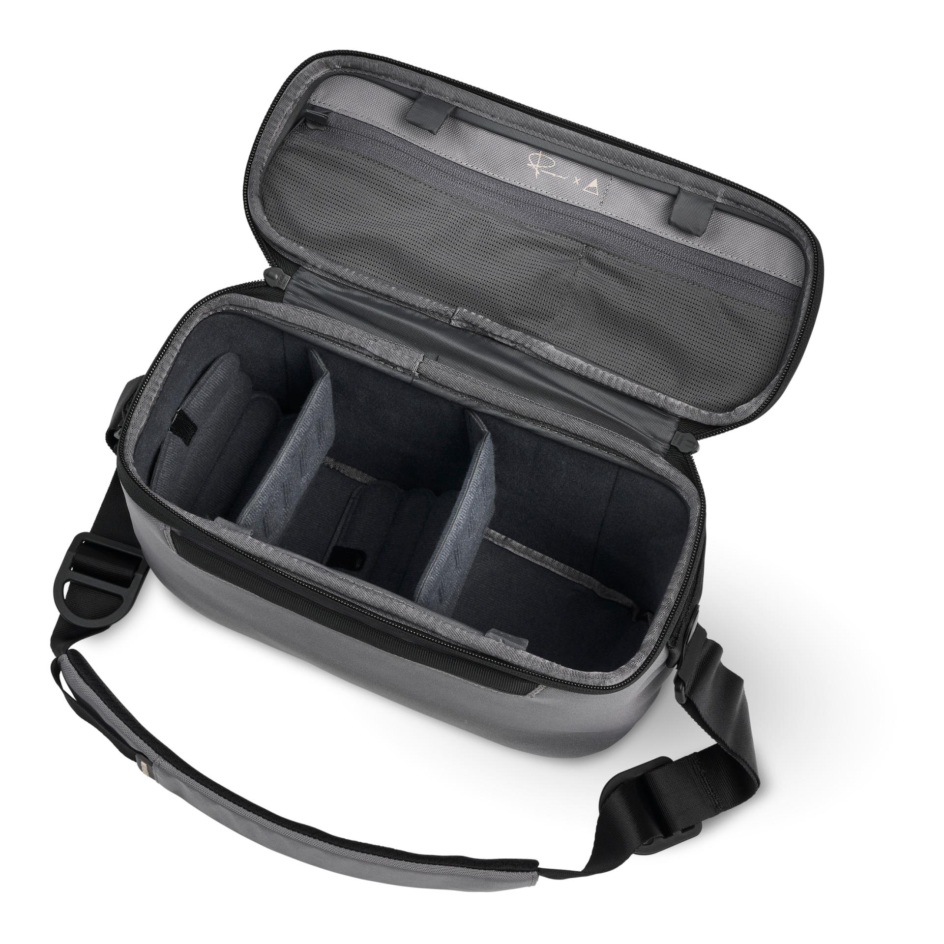 Peter Mckinnon Luma Camera Sling 12L