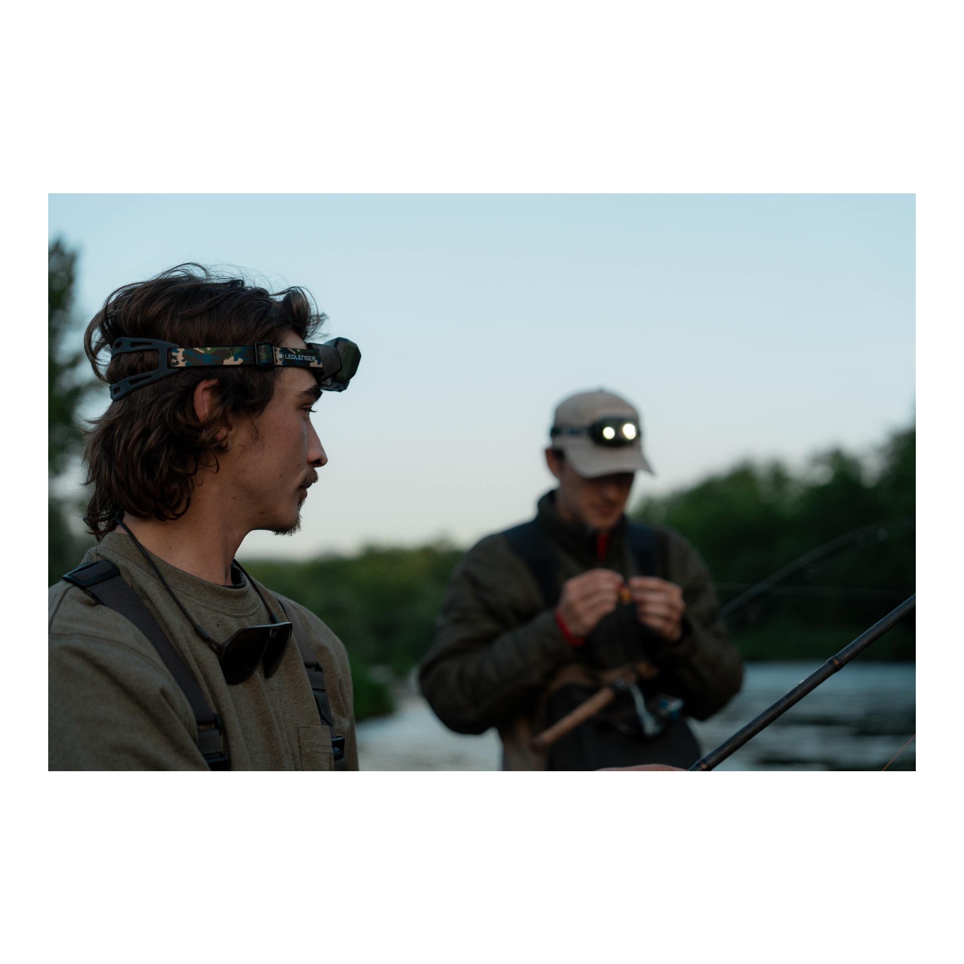 HF8R Core RGB Camouflage Stirnlampe