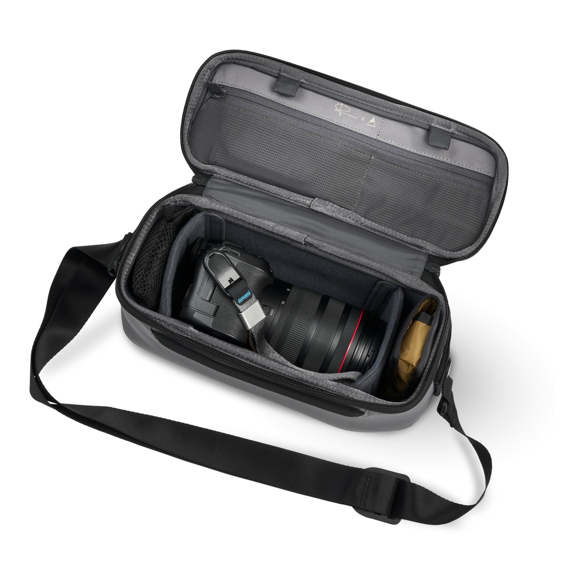 Peter Mckinnon Luma Camera Sling 9L