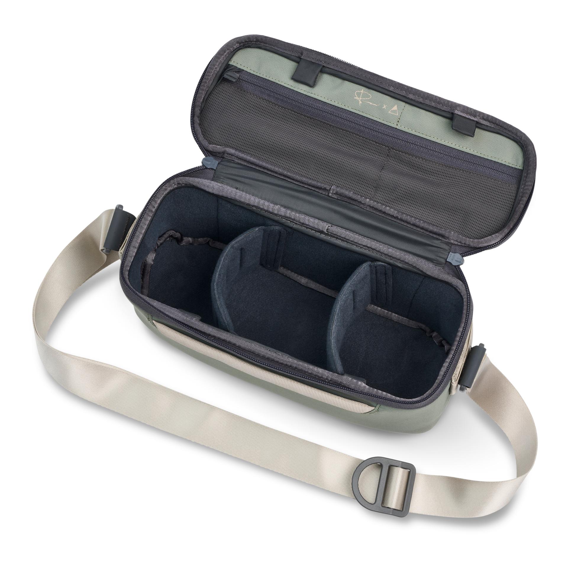 Peter Mckinnon Luma Camera Sling 9L