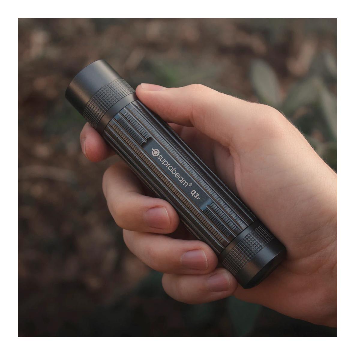 Q3r Taschenlampe 1100 lm