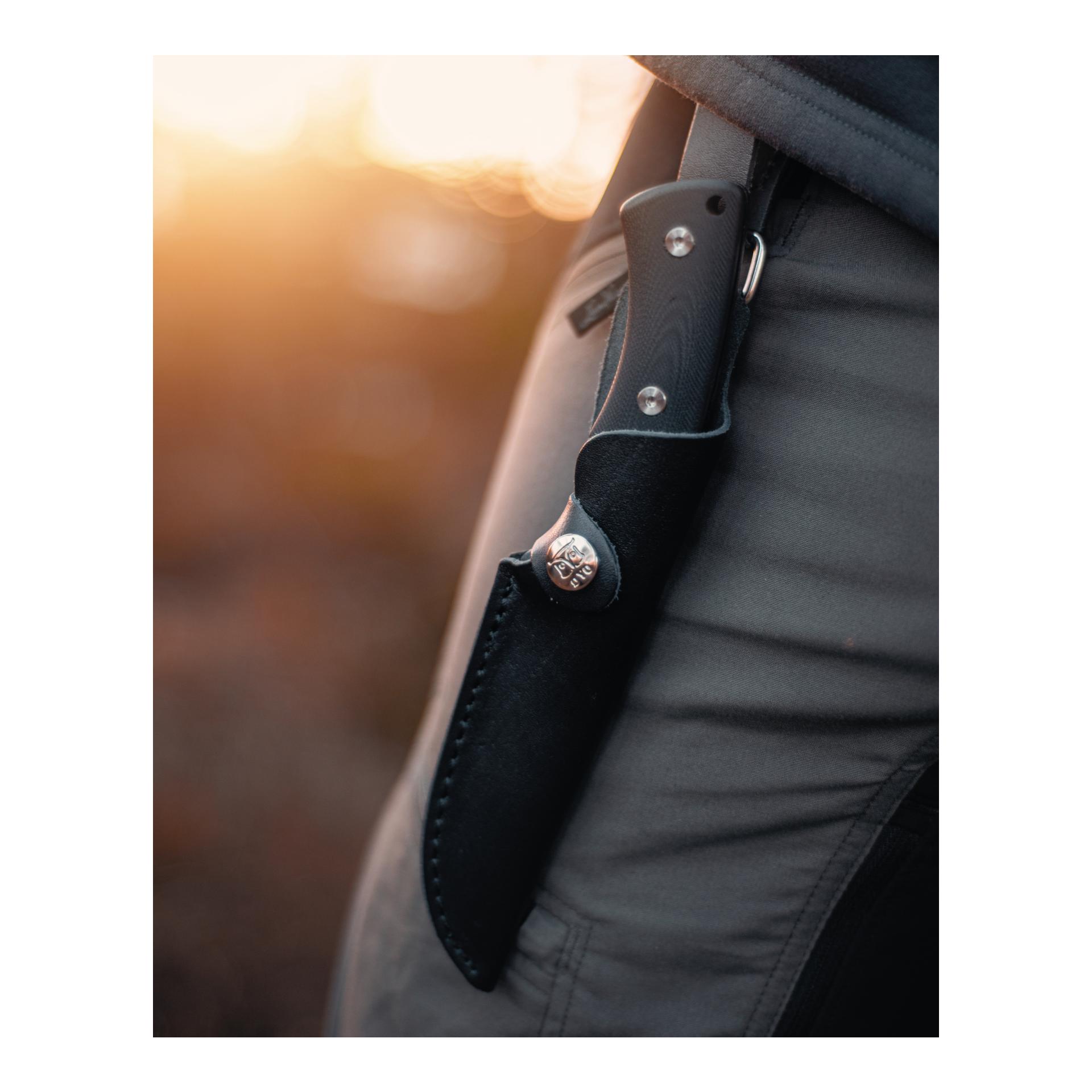 FALKETIND - Couteau de chasse/de plein air avec étui de protection en cuir (full tang)