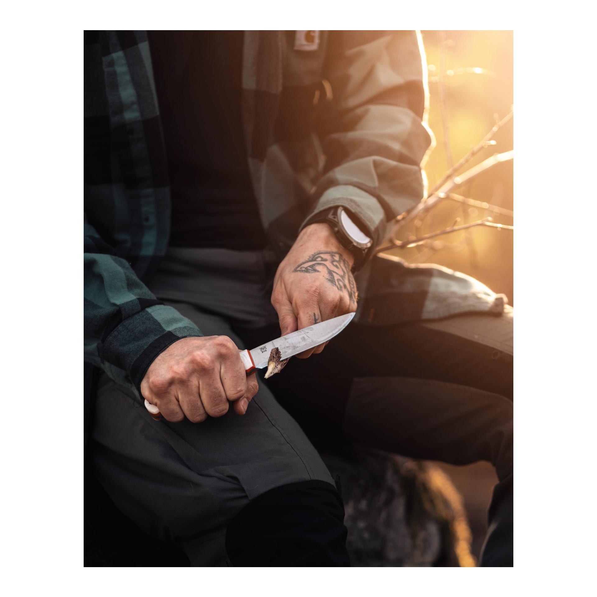 SVALBARD - Couteau de chasse/de plein air avec étui de protection en cuir (full tang)